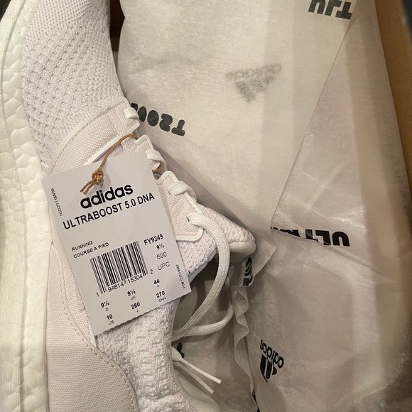 Adidas White Ultraboost 5.0 DNA Shoes - Size US 10 - Picture 4 of 6